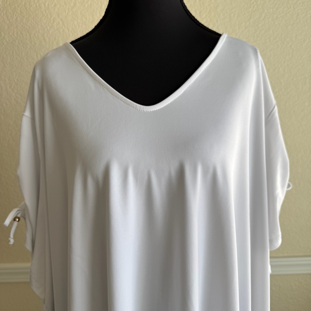 Susan Graver 5X Plus Size Black White Floral Tunic Top Stretch Comfort Blouse - Picture 9 of 13